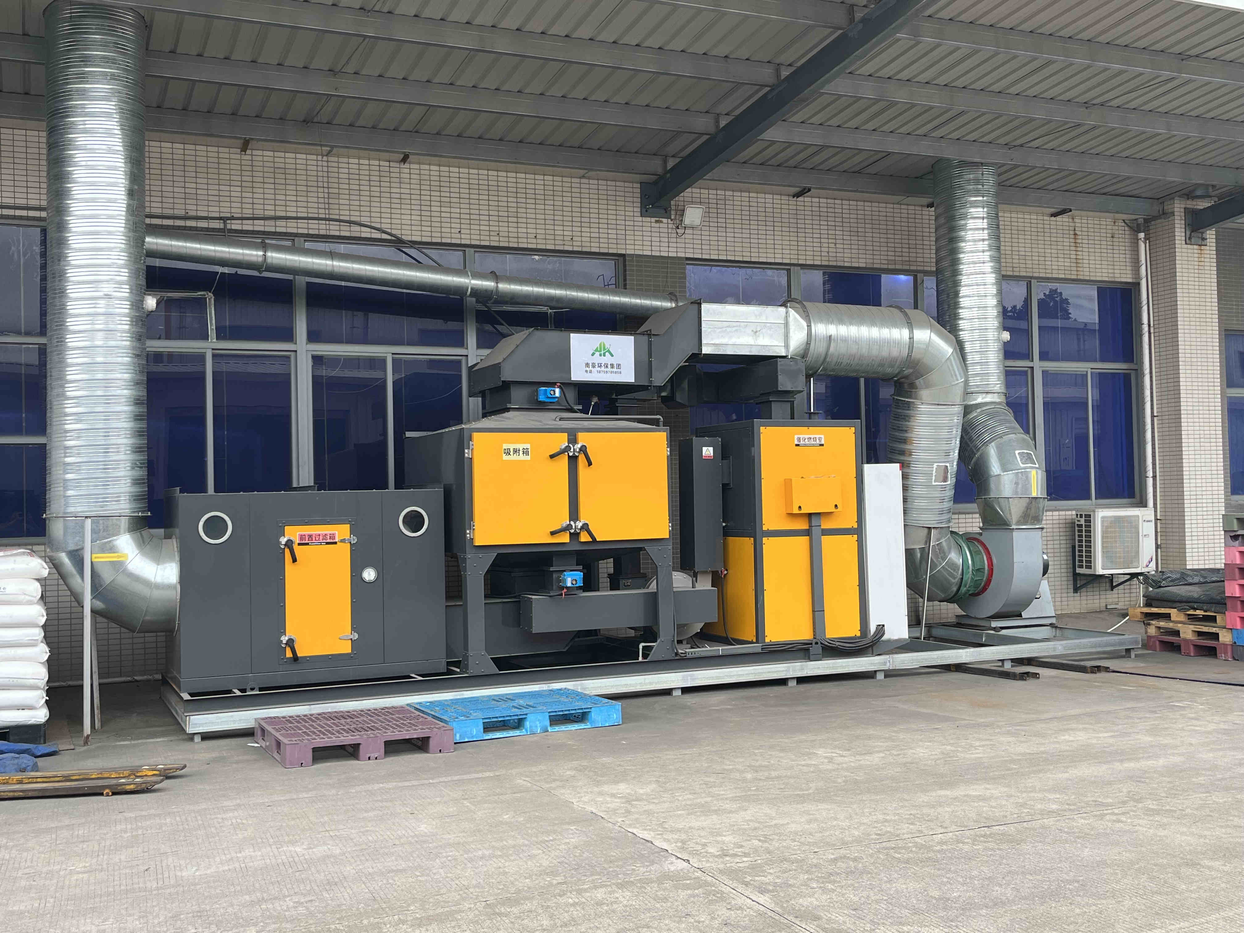 �����������鳧