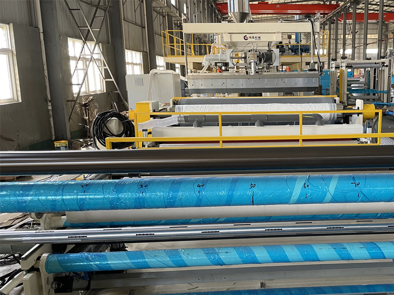 ����PLA�ɽ���͸������Ĥ���ļҺ�