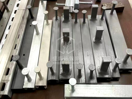 山東冷軋預埋槽道批發(fā),隧道預埋槽道批發(fā)